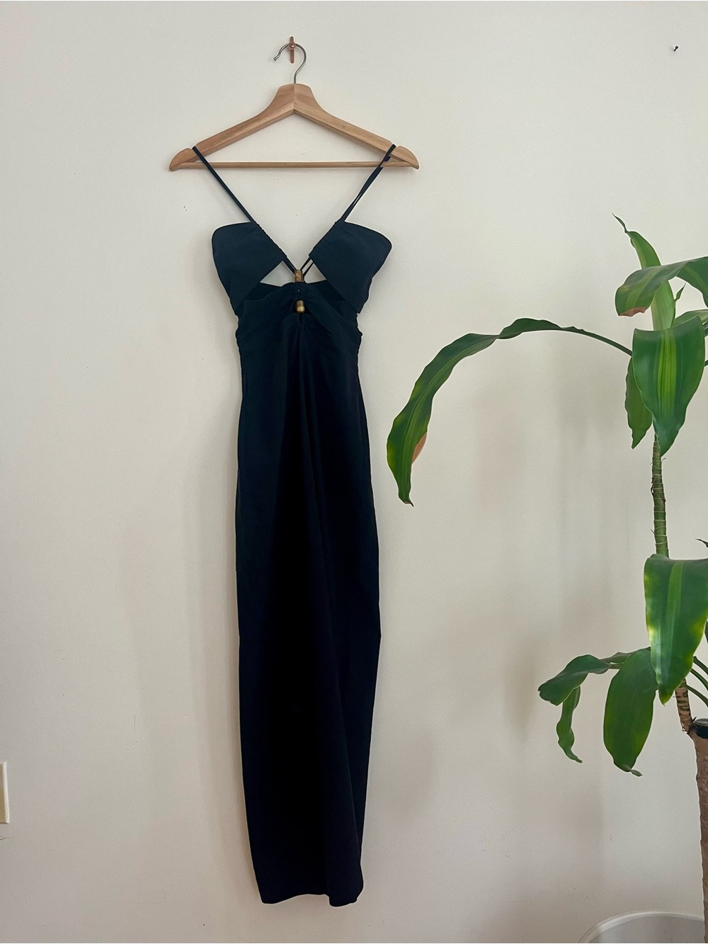 Black Strappy Cutout Midi Dress - Women - Picture 2 of 5